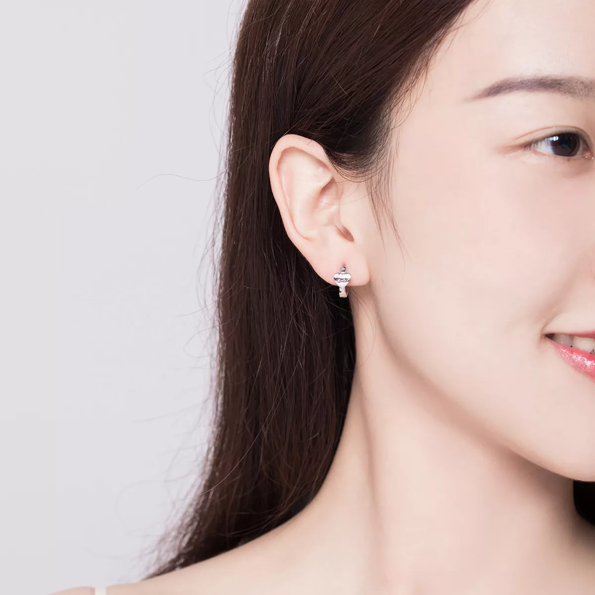 Brinco Argolas Amor materno estilo Pandora - SCE641