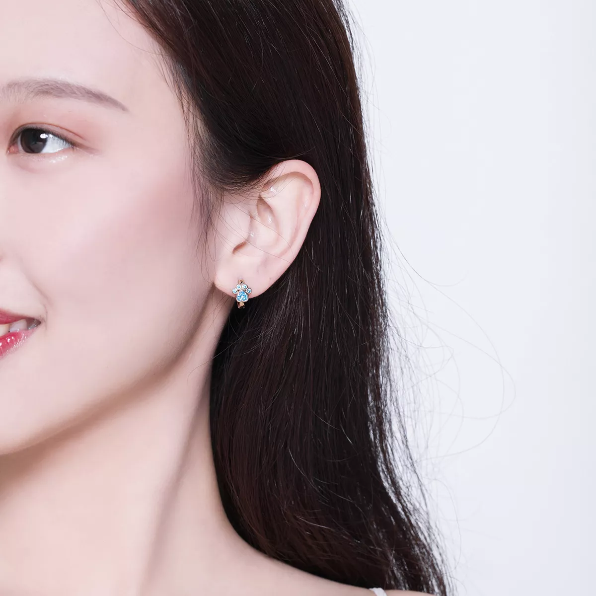 Brinco Argolas Pata de cão carinhosa estilo Pandora - SCE670