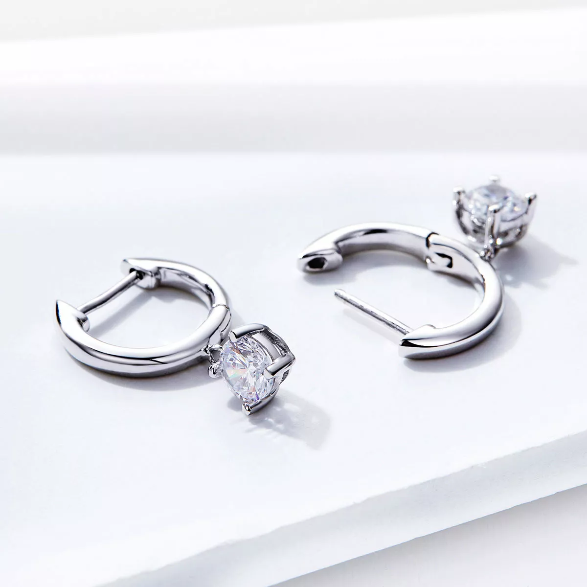 Brinco Flash Girl life Pandora - SCE553