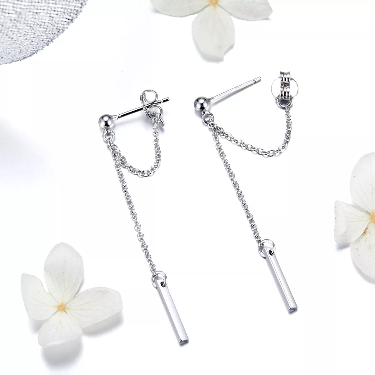 Brinco Geometria Clara estilo Pandora - SCE550