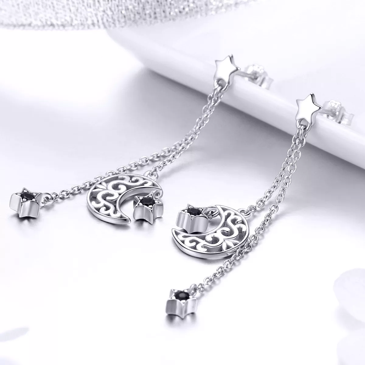 Brinco Lua de Luz estelar estilo Pandora - SCE528