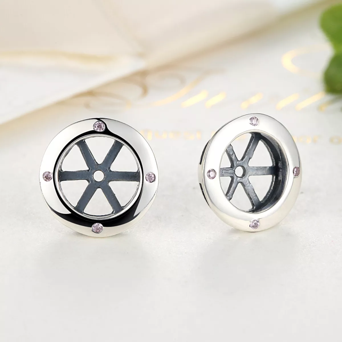 Brincos Petit Brilhante Clássico estilo Pandora - SCE032-1W