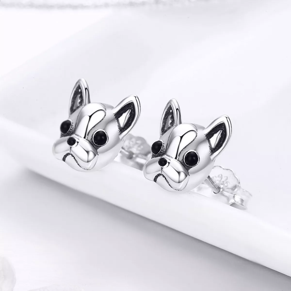 Brincos Petit Bulldog Fofo estilo Pandora - SCE283