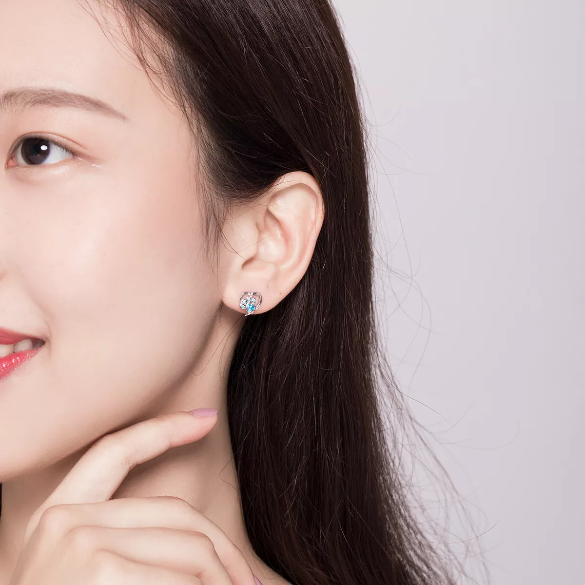 Brincos Petit Coração de pata de cachorro carinhoso estilo Pandora - SCE654