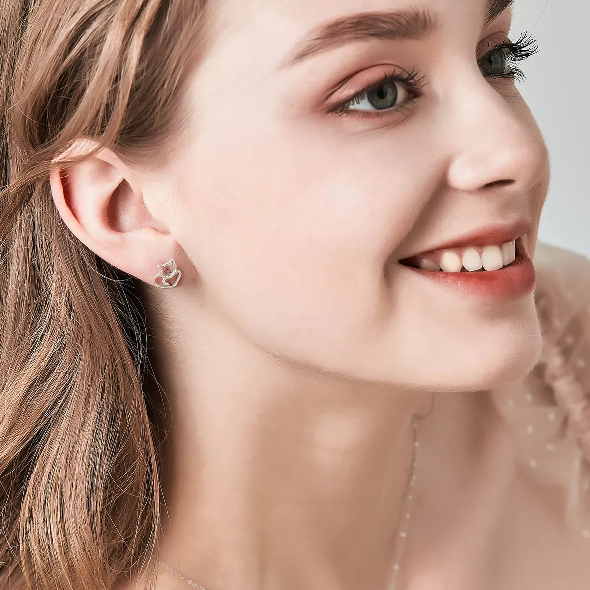 Brincos Petit Gato fofo estilo Pandora - SCE271