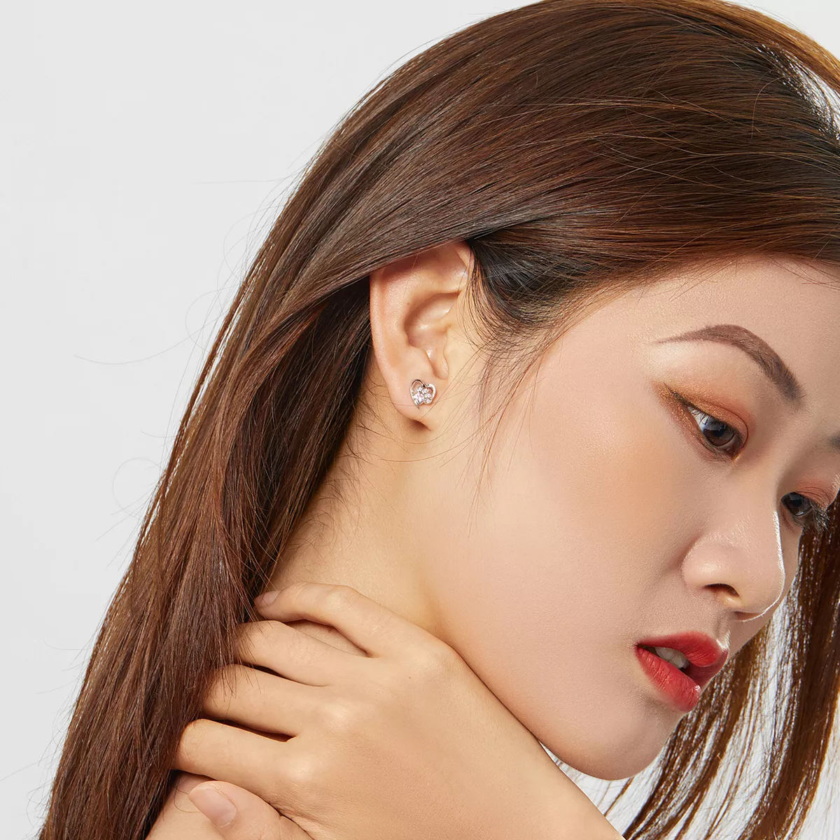 Brincos Petit Pata de cão carinhosa estilo Pandora - SCE654-PK