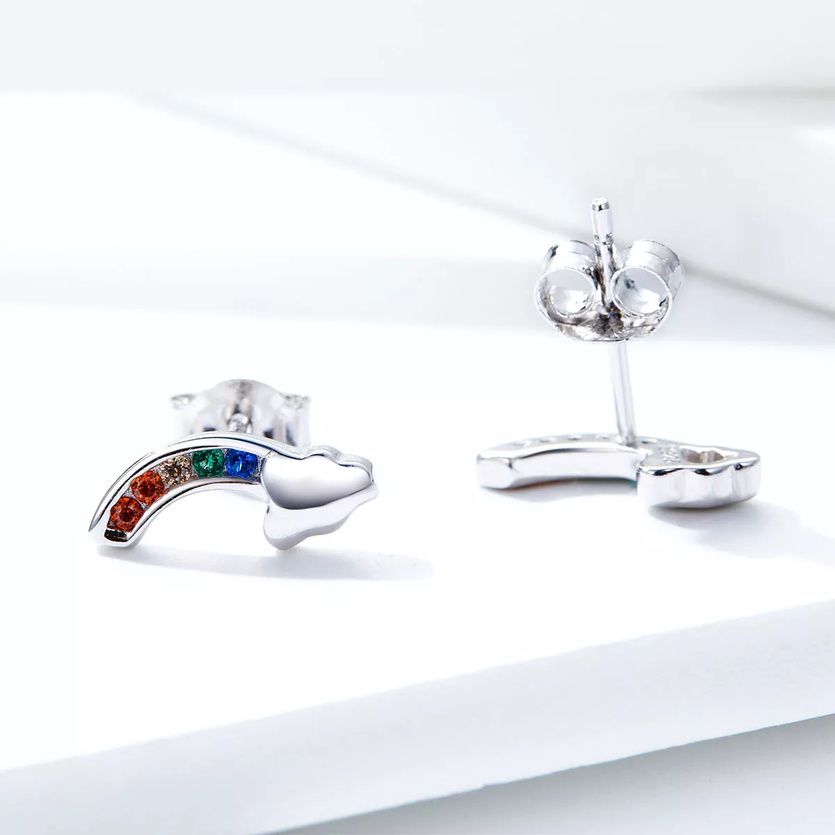 Brincos Petit Ponte de Arco-Íris estilo Pandora - SCE500