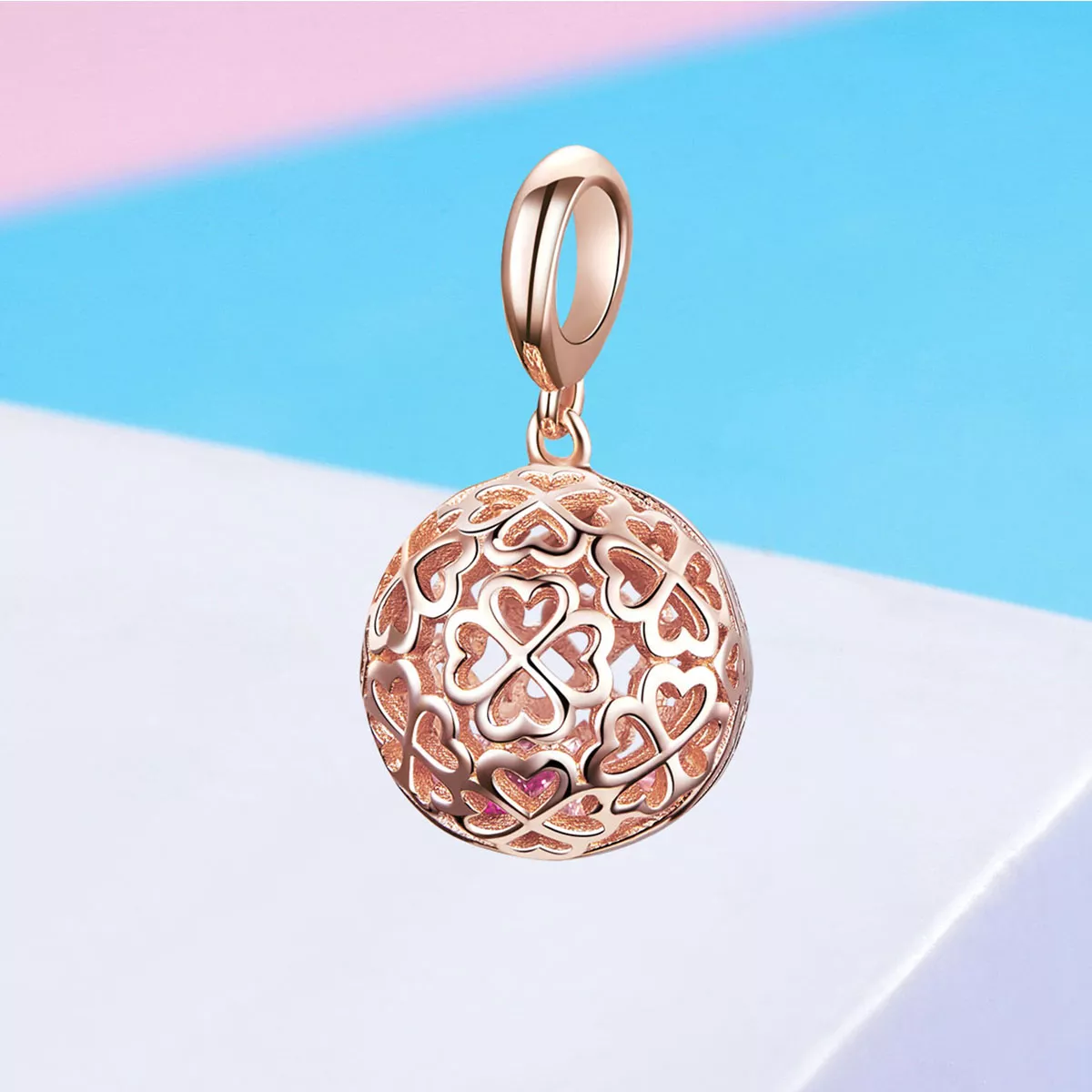 Pendente Trevo de movimento estilo Pandora Rose - SCC1127
