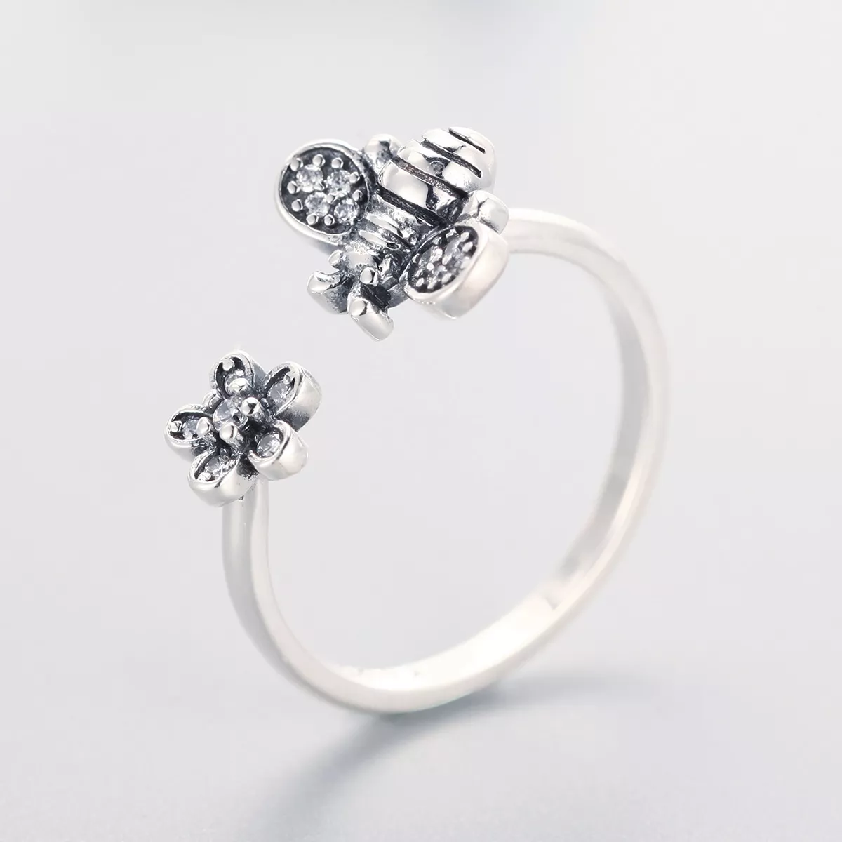 Anel Abelha e flor life Pandora - SCR086
